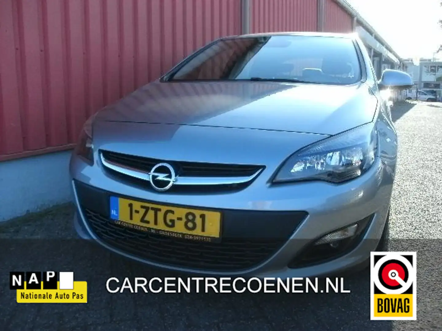Opel Astra 1.4 Turbo Edition / Airco / Navi Gris - 1