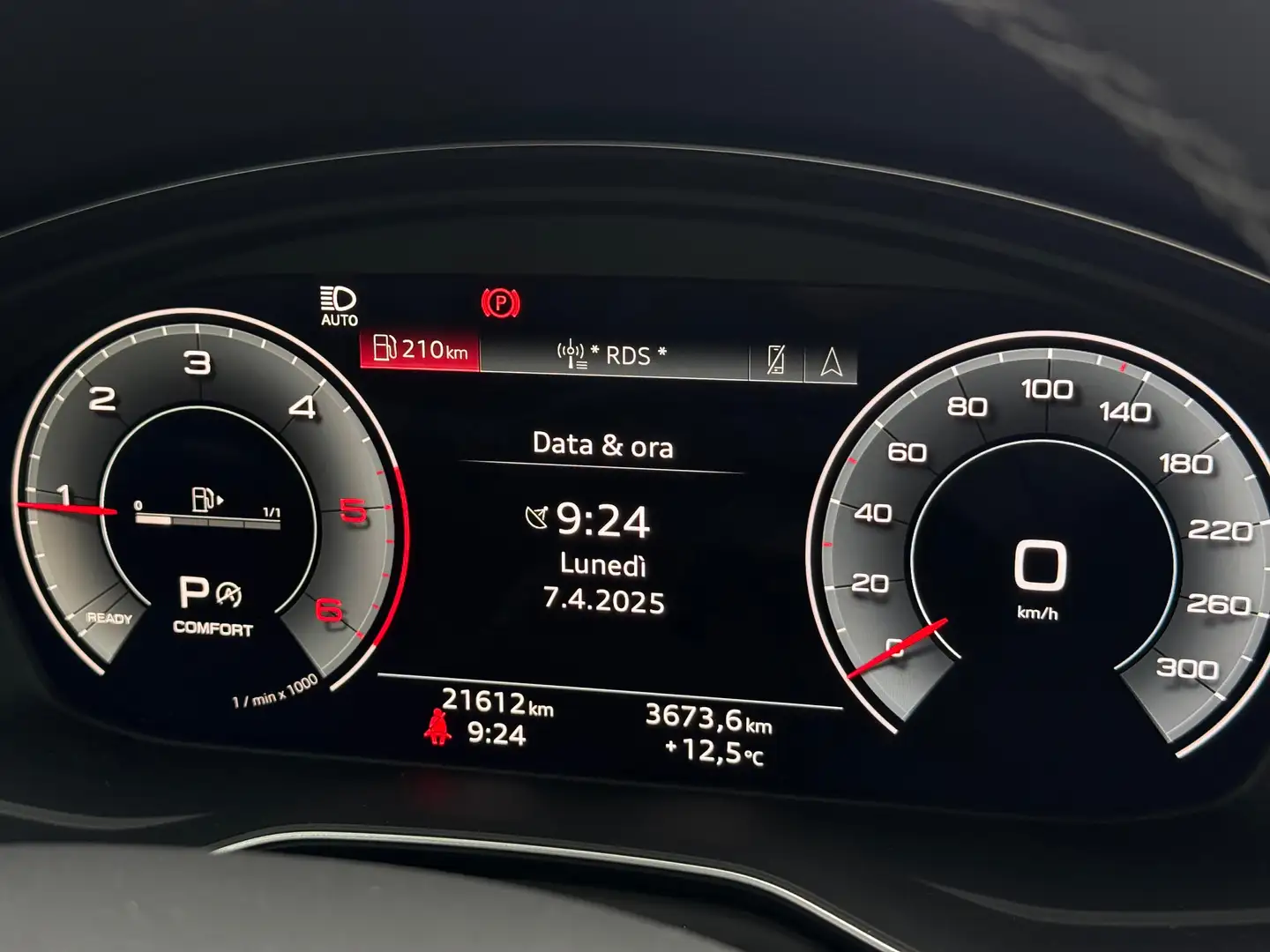 Audi A4 Berlina 30 2.0 tdi S line edition 136cv s-tronic Grigio - 2