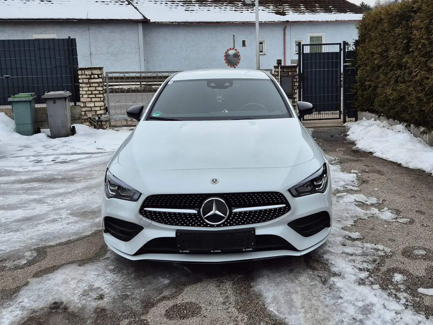 Mercedes-Benz CLA 200 CLA 200 Aut. Weiß - 2