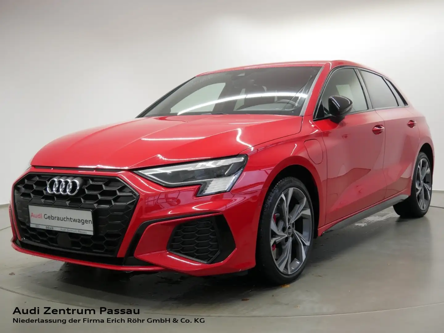 Audi A3 Sportback 45 TFSI e S tro. S line MATRIX virt. Coc Rot - 1