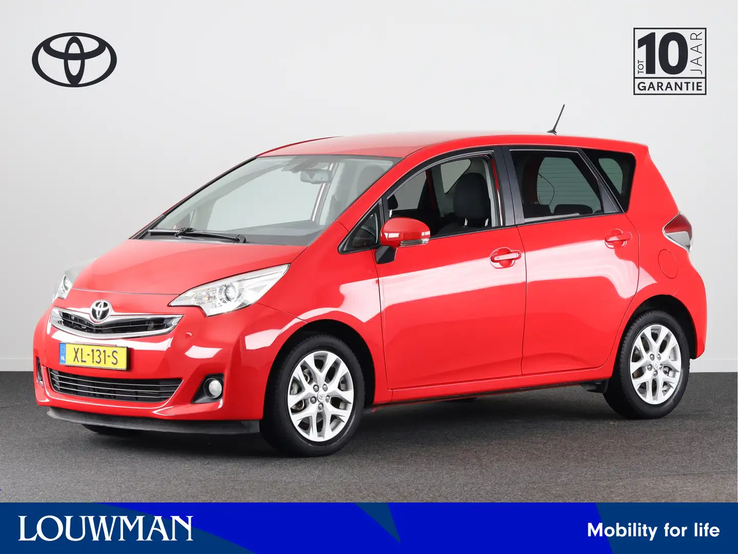 Toyota Verso-S 1.3 VVT-i Aspiration | Navigatie | Parkeercamera | Rouge - 1