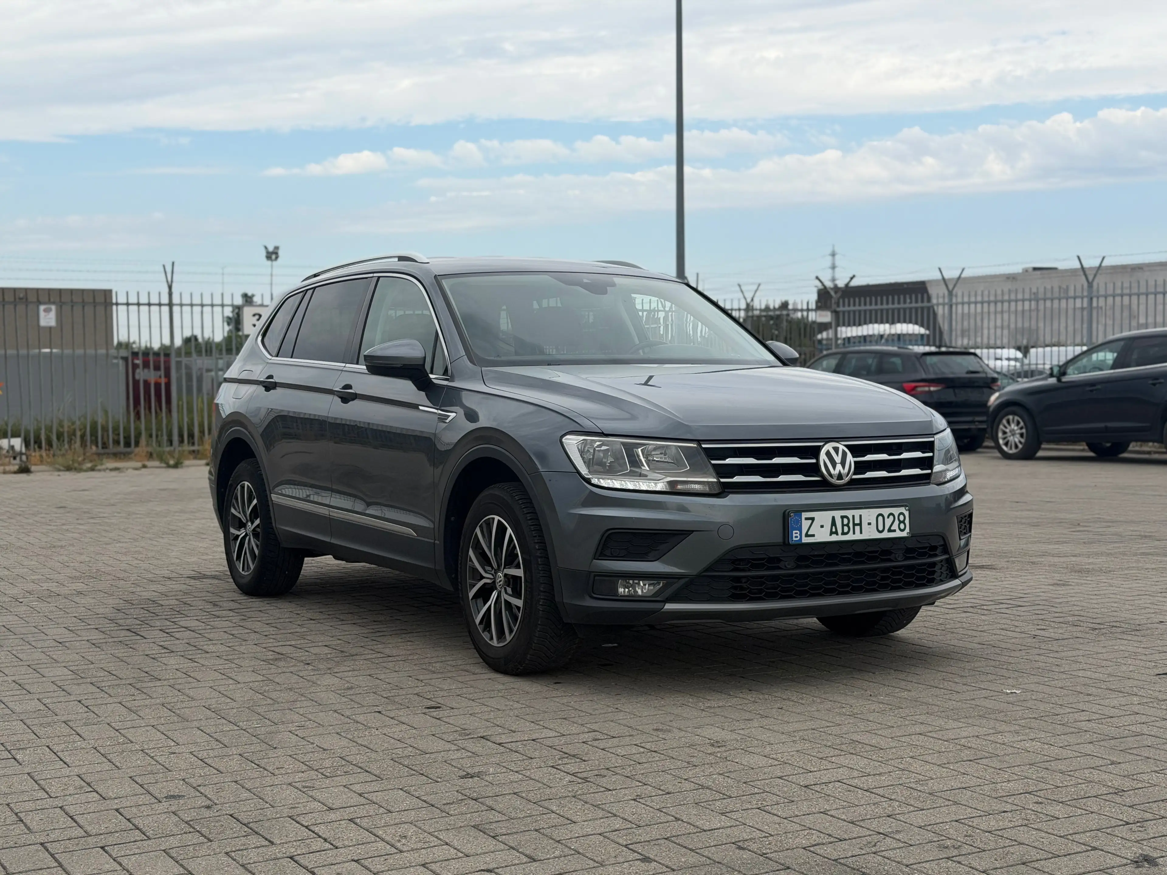 Volkswagen Tiguan Allspace Tiguan Allspace 2.0 TDi SCR 4Motion Comfortline DSG (EU6.2) — photo 2