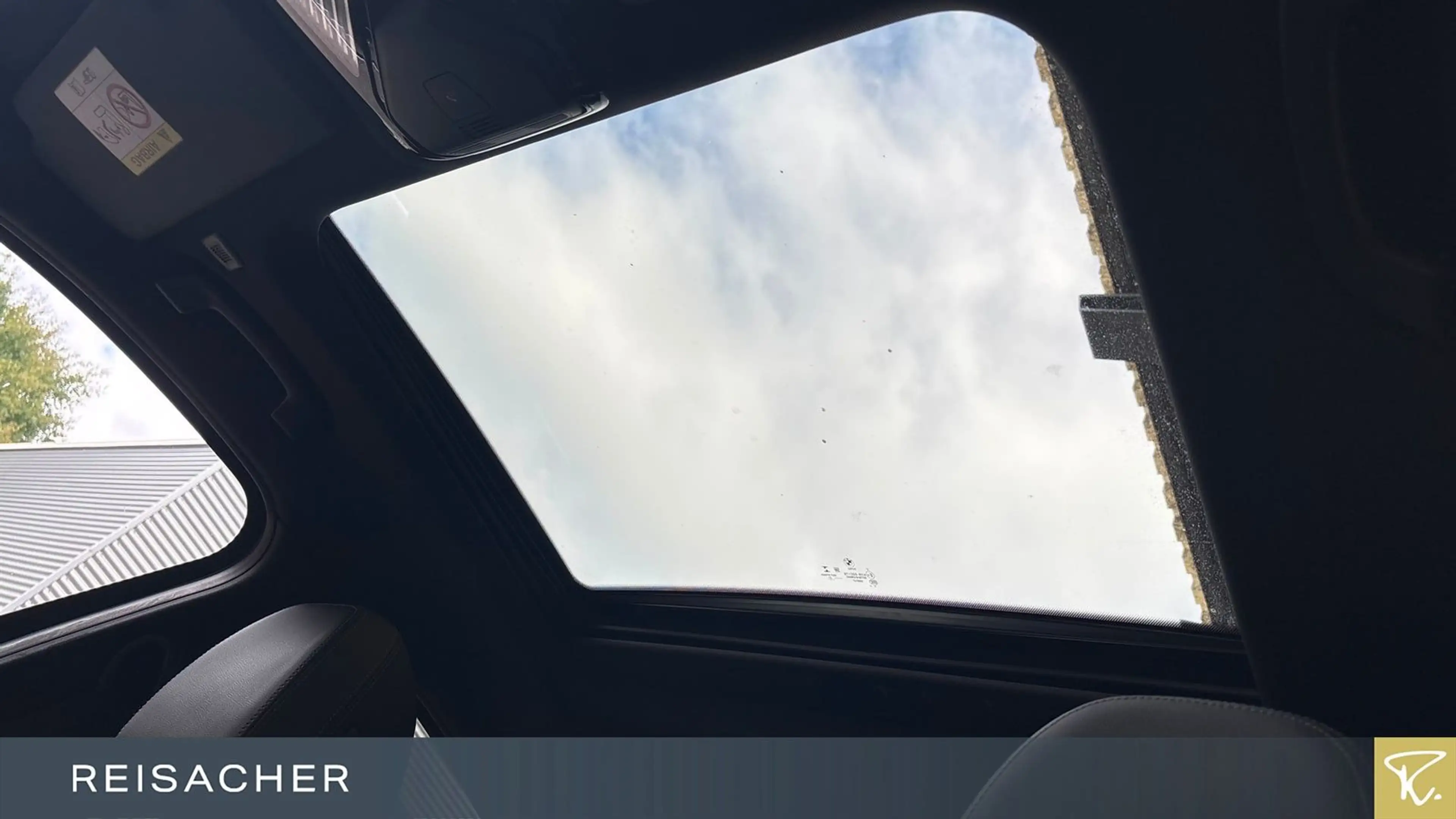 BMW 330 i A xDrive M-Sport LCProf HUD Laser eGd Hifi — photo 5