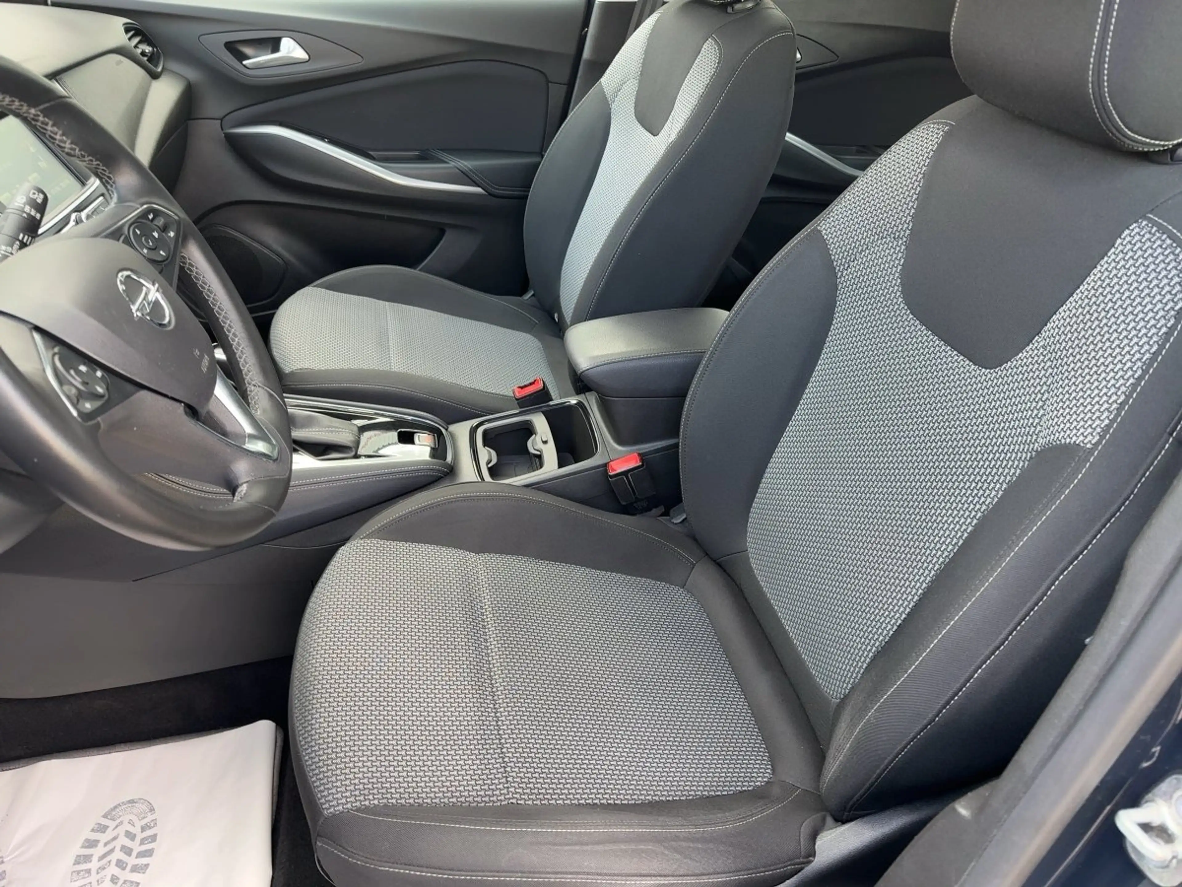 Opel Grandland X Edition *PDC+ALLWETTER+LM+TEMPOMAT* — photo 9