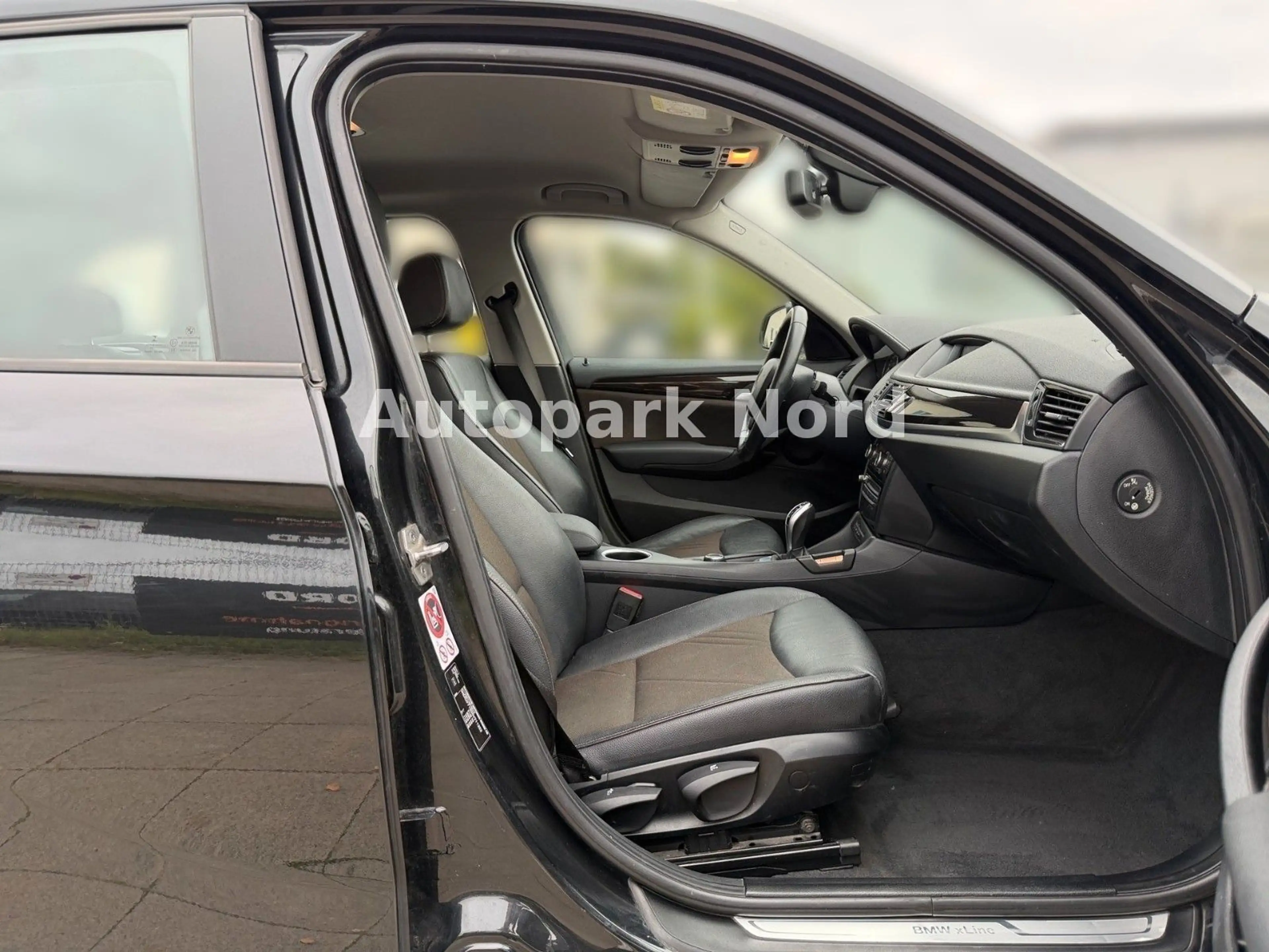 BMW X1 xDrive 18d Aut./XENON/SHZ/TEMP/NAVI/PDC — photo 11
