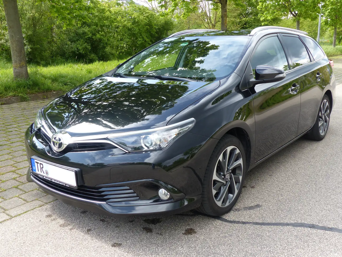 Toyota Auris Auris 1.2 Turbo Touring Sports, Edition-S, AHK Schwarz - 1