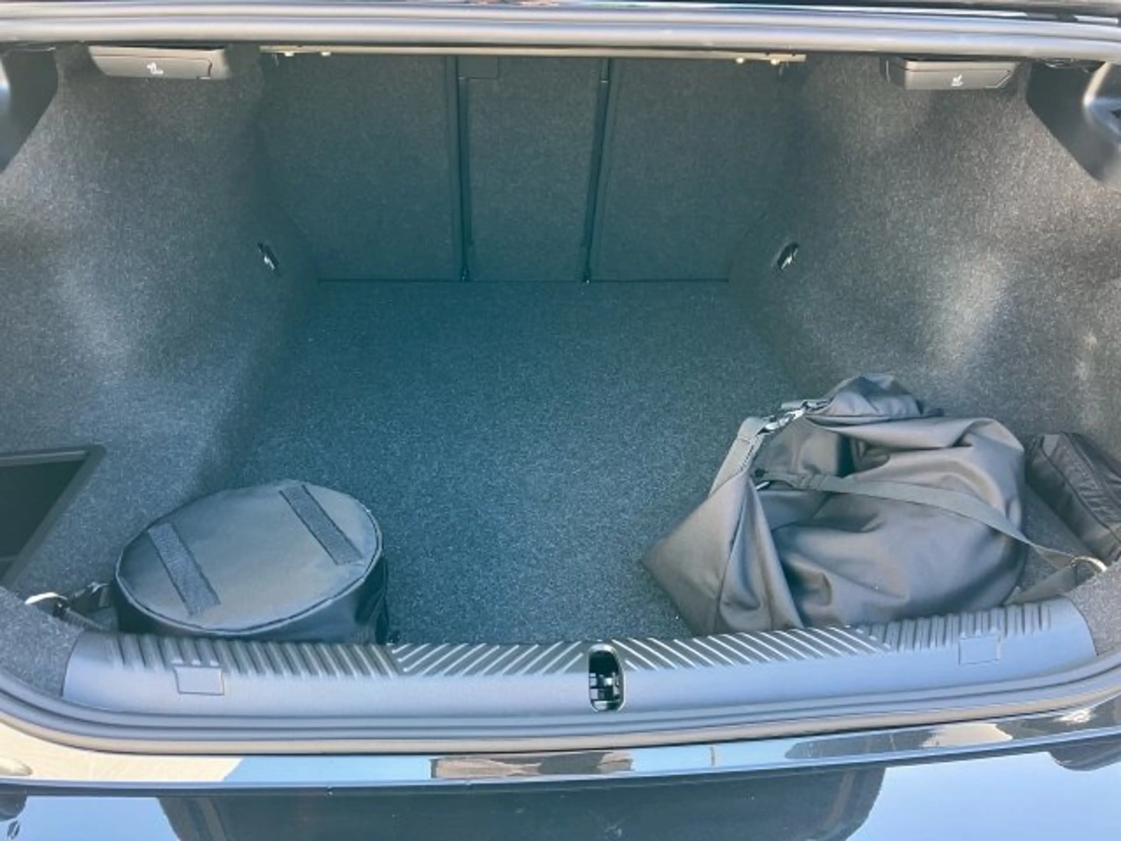 BMW 550 e xDrive Limousine G60 XB1 — photo 13