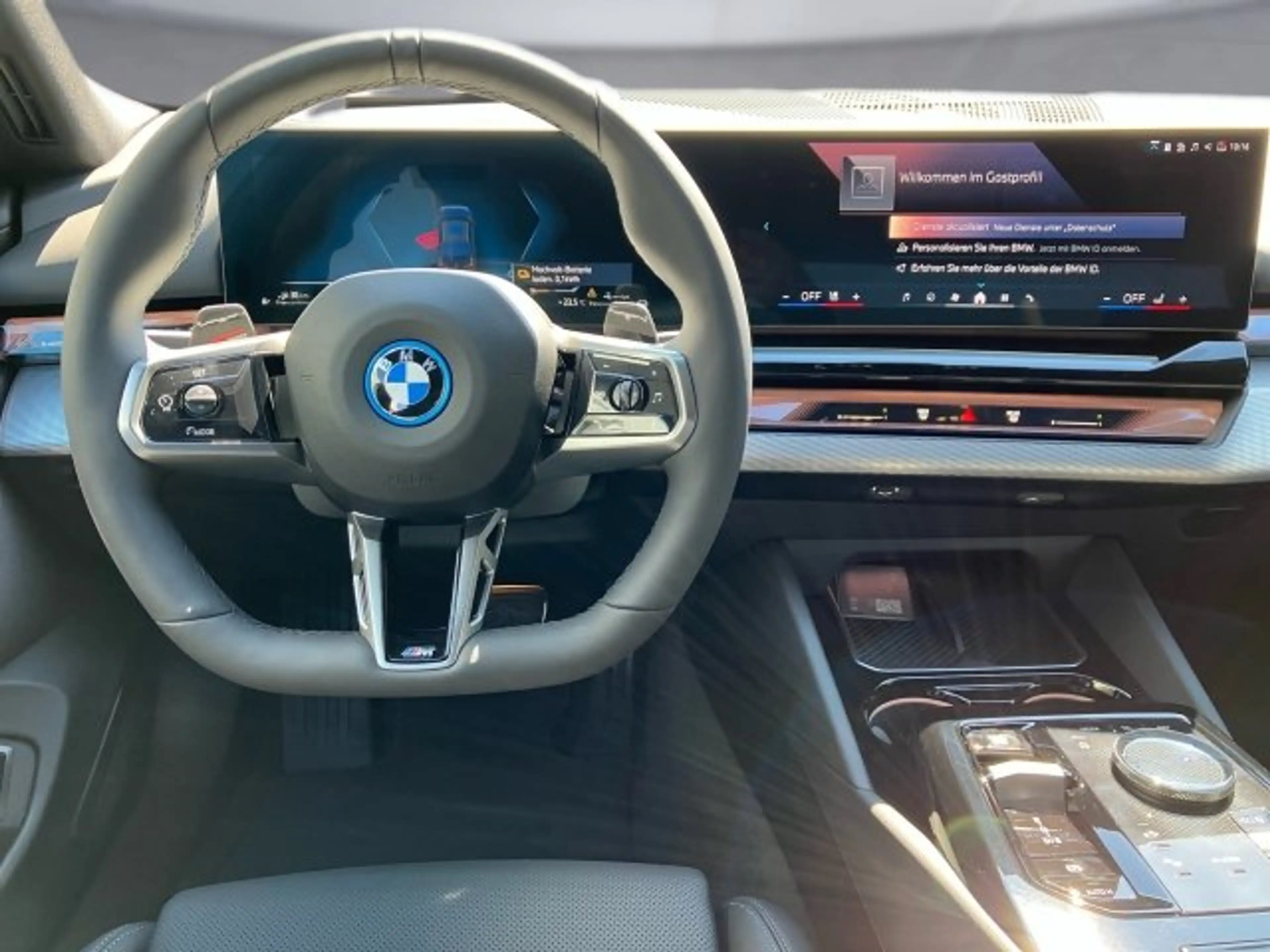 BMW 550 e xDrive Limousine G60 XB1 — photo 9