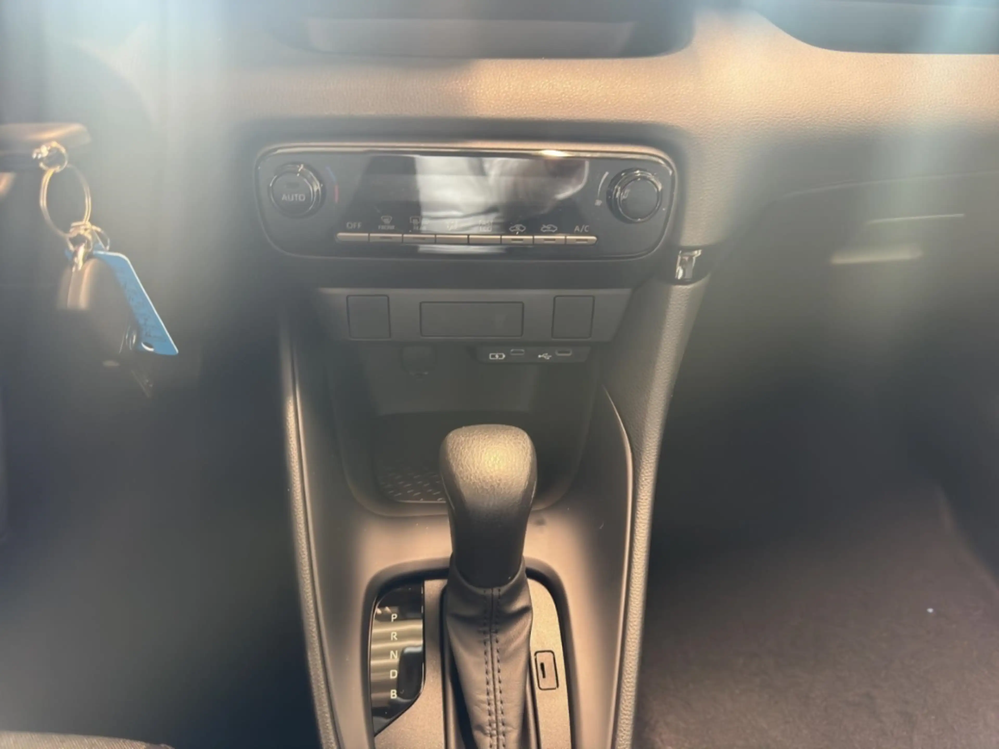 Mazda 2 1.5L VVT-i 116 Prime-Line — photo 12
