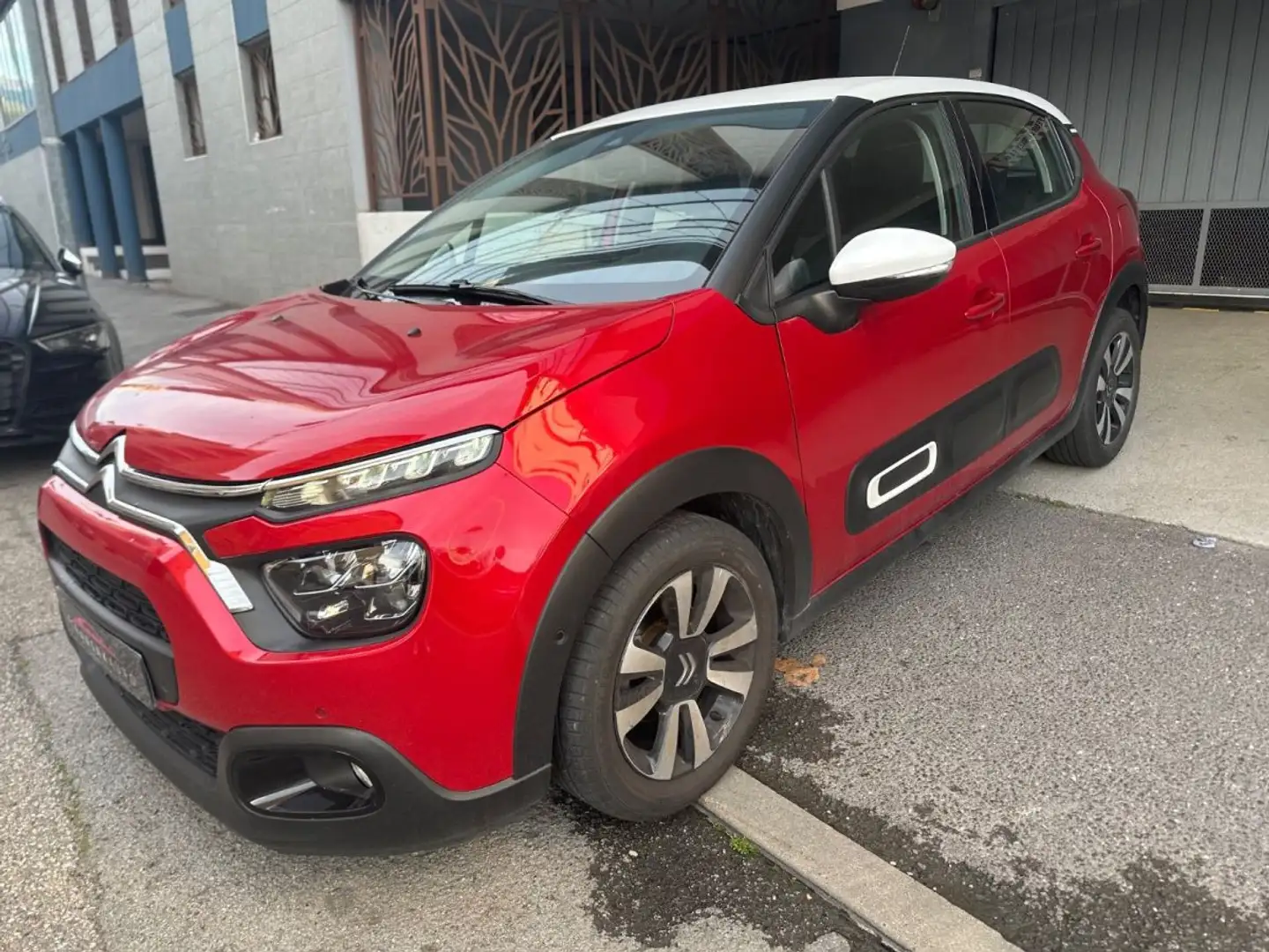 Citroen C3 1.2L Vti PureTech 83 CV BVM5 Shine Rot - 1