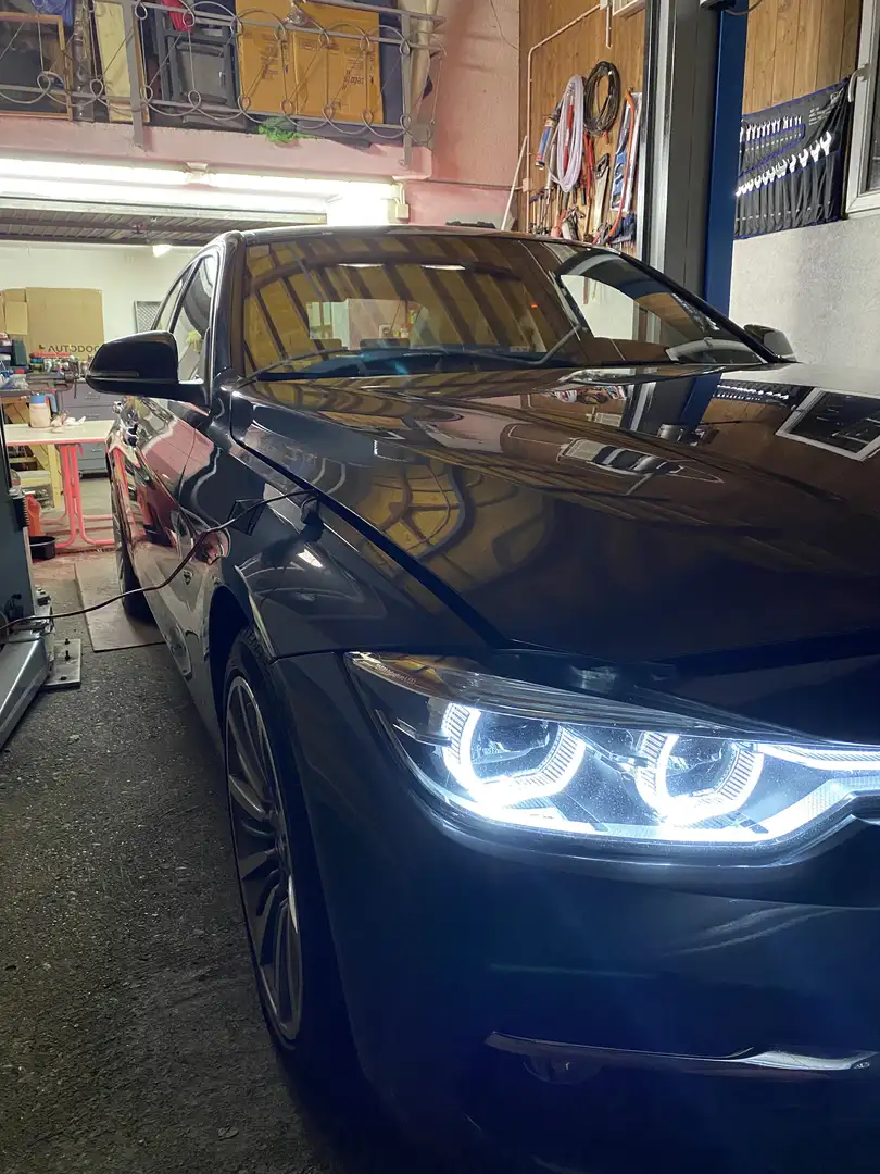 BMW 330 330d xDrive Luxury Line Aut. - 2