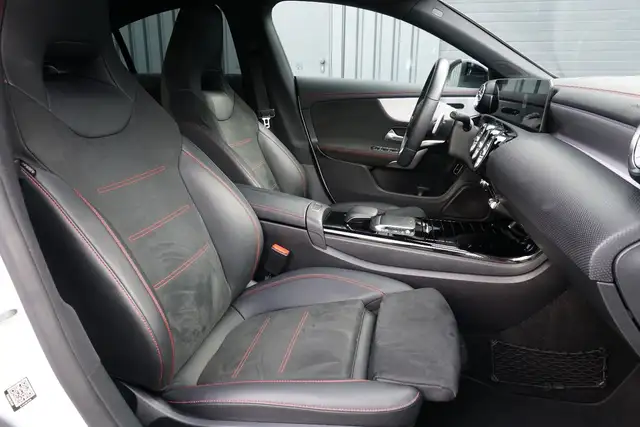 Mercedes-Benz CLA view 15