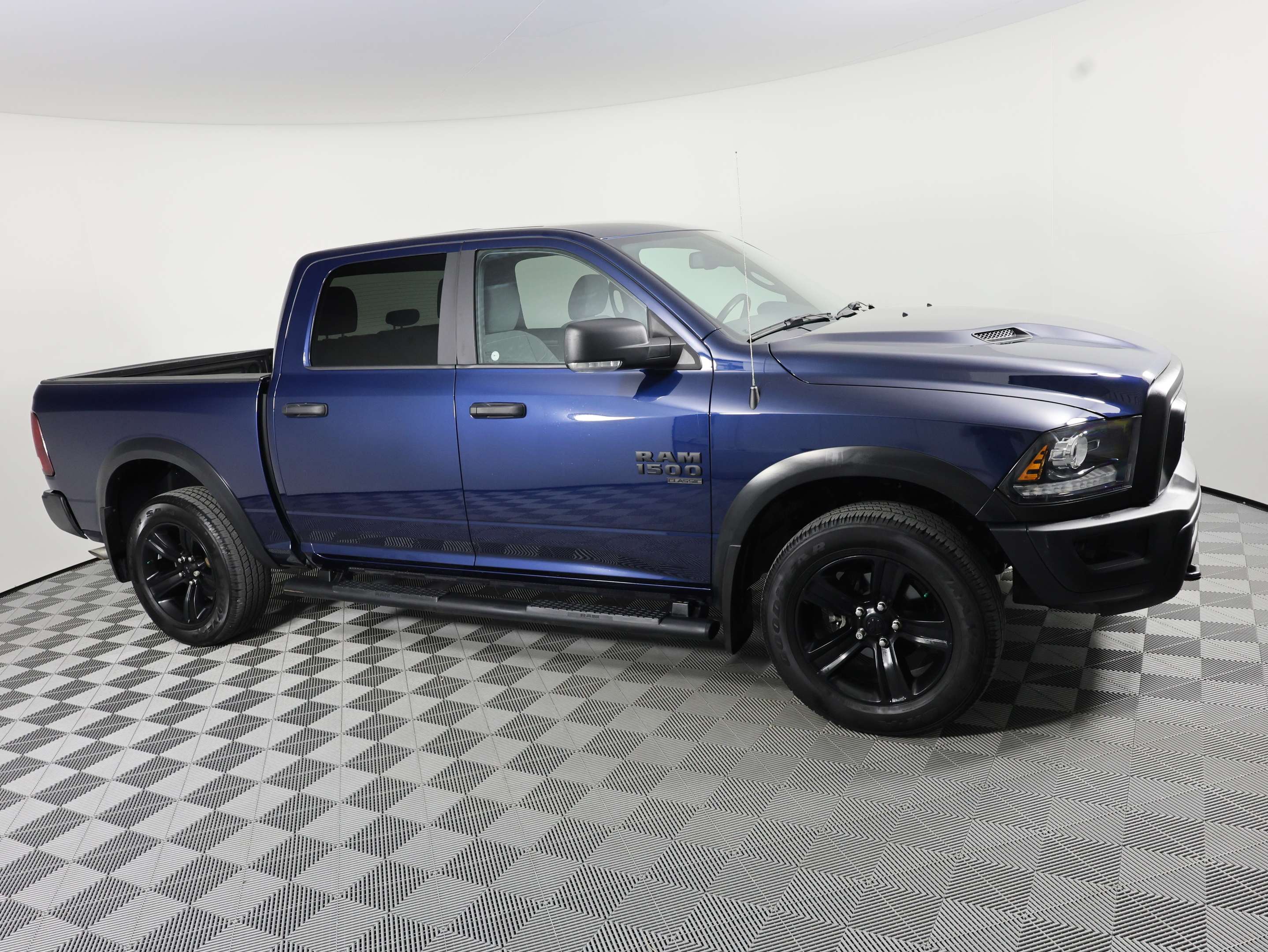 2022 RAM 1500 WARLOCK | HEATED SEATS/WHEEL | TOUCHSCREEN | 4X4 — снимка 1