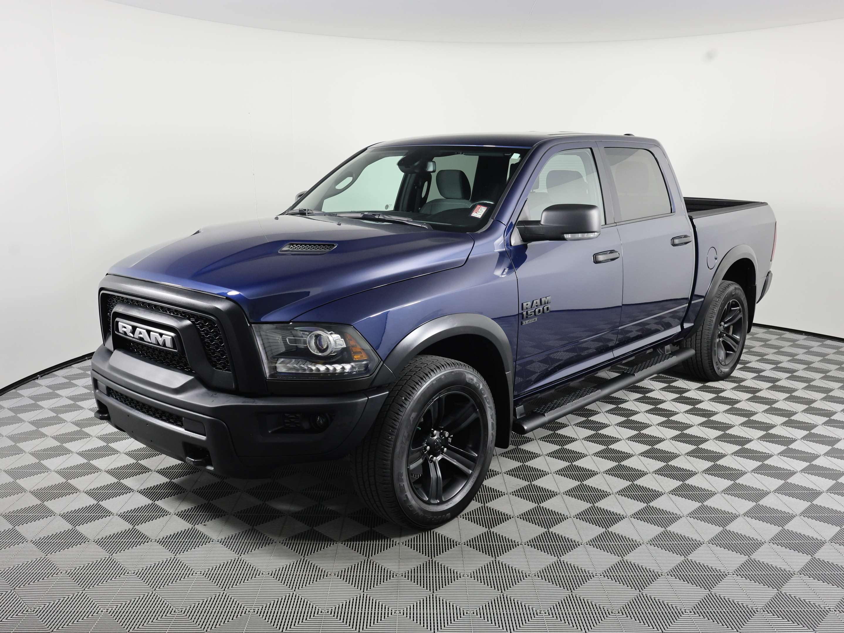 2022 RAM 1500 WARLOCK | HEATED SEATS/WHEEL | TOUCHSCREEN | 4X4