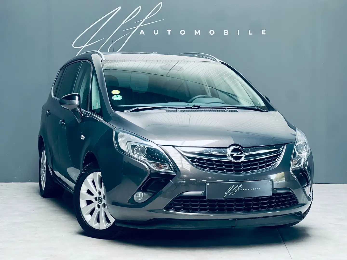 Opel Zafira Tourer 2.0 CDTi **CLIMATISATION**GARANTIE** Brun - 1
