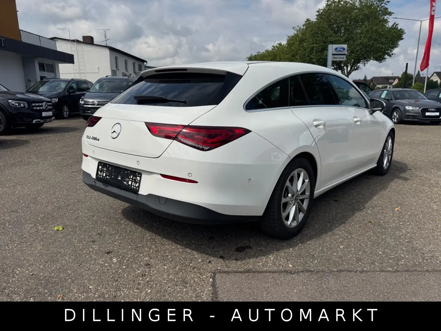 Mercedes-Benz CLA 200 8G-Tro LED Navi Tempomat Kamera MBUX Weiß - 2