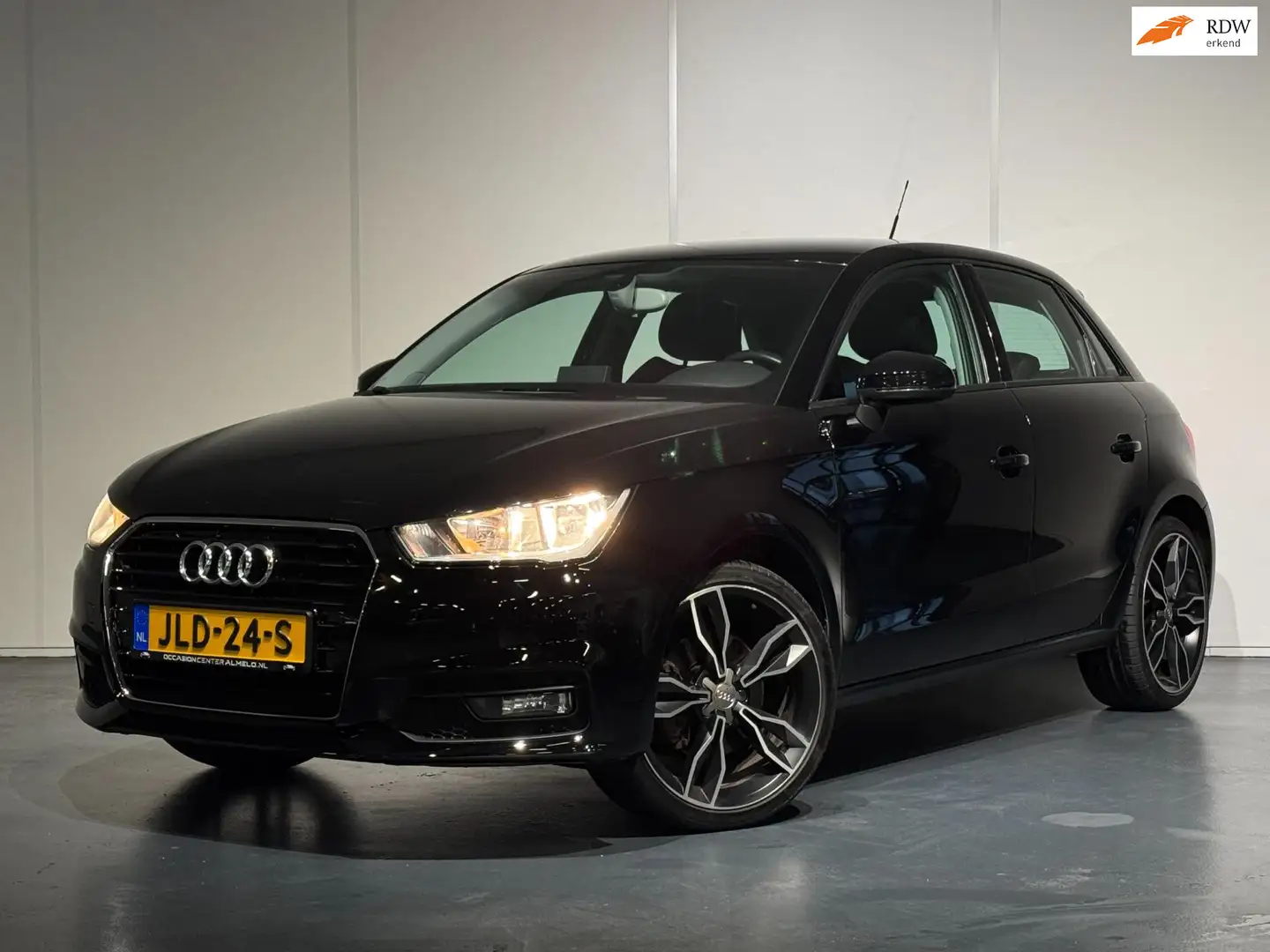 Audi A1 Sportback 1.4 TFSI Sport /Airco/Cruise/NAVI/Stoelv Noir - 1