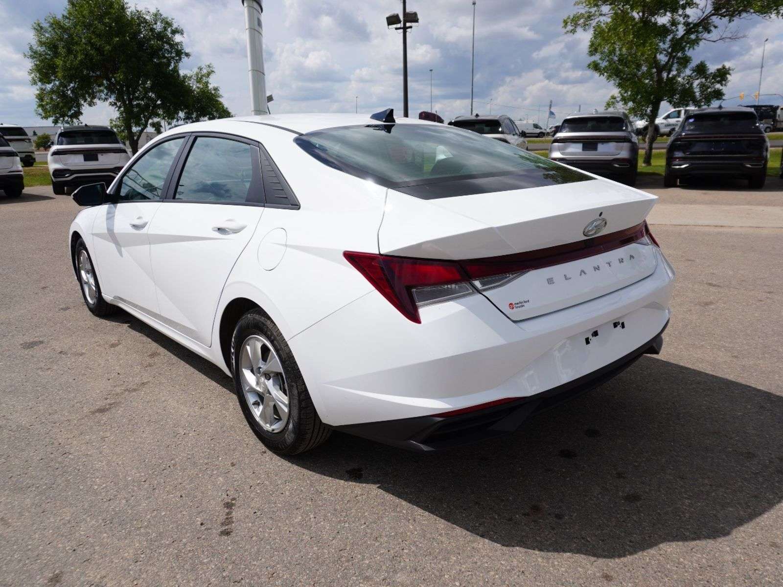 2021 Hyundai Elantra ESSENTIAL, HEATED SEATS, 2.0L I4 — снимка 1