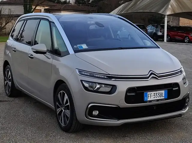 Citroen Grand C4 Picasso C4 Grand Picasso II 2017 1.6 bluehdi Shine s