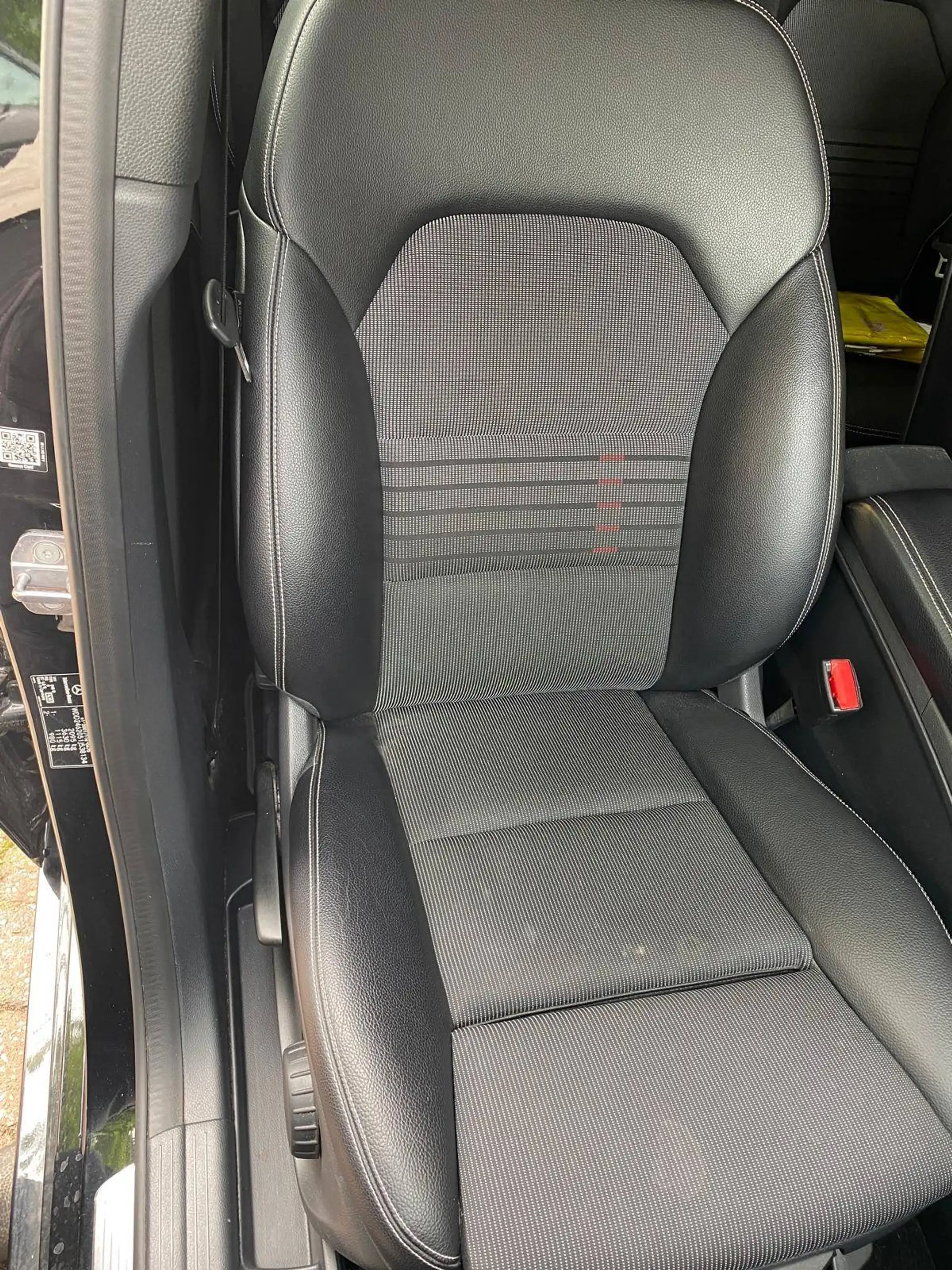 Mercedes-Benz B 220 B-Klasse Diesel d 4Matic 7G-DCT Urban — photo 7