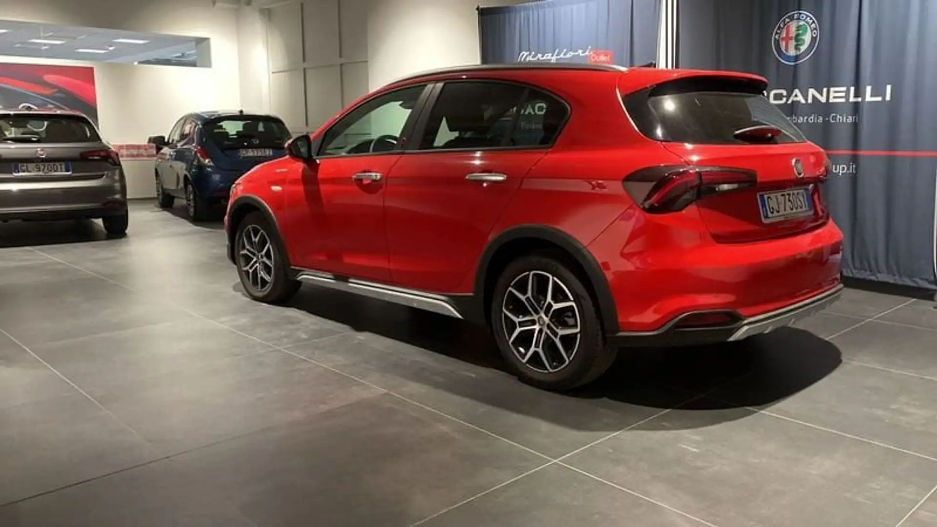 Fiat Tipo 1.5 Hybrid DCT 5 porte Red Rood - 2