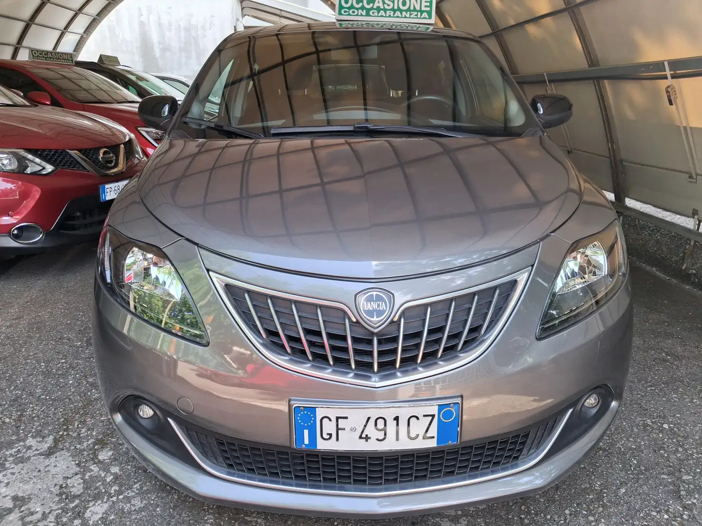 Lancia Ypsilon Ypsilon III 2021 1.0 firefly hybrid Gold s Gris - 2