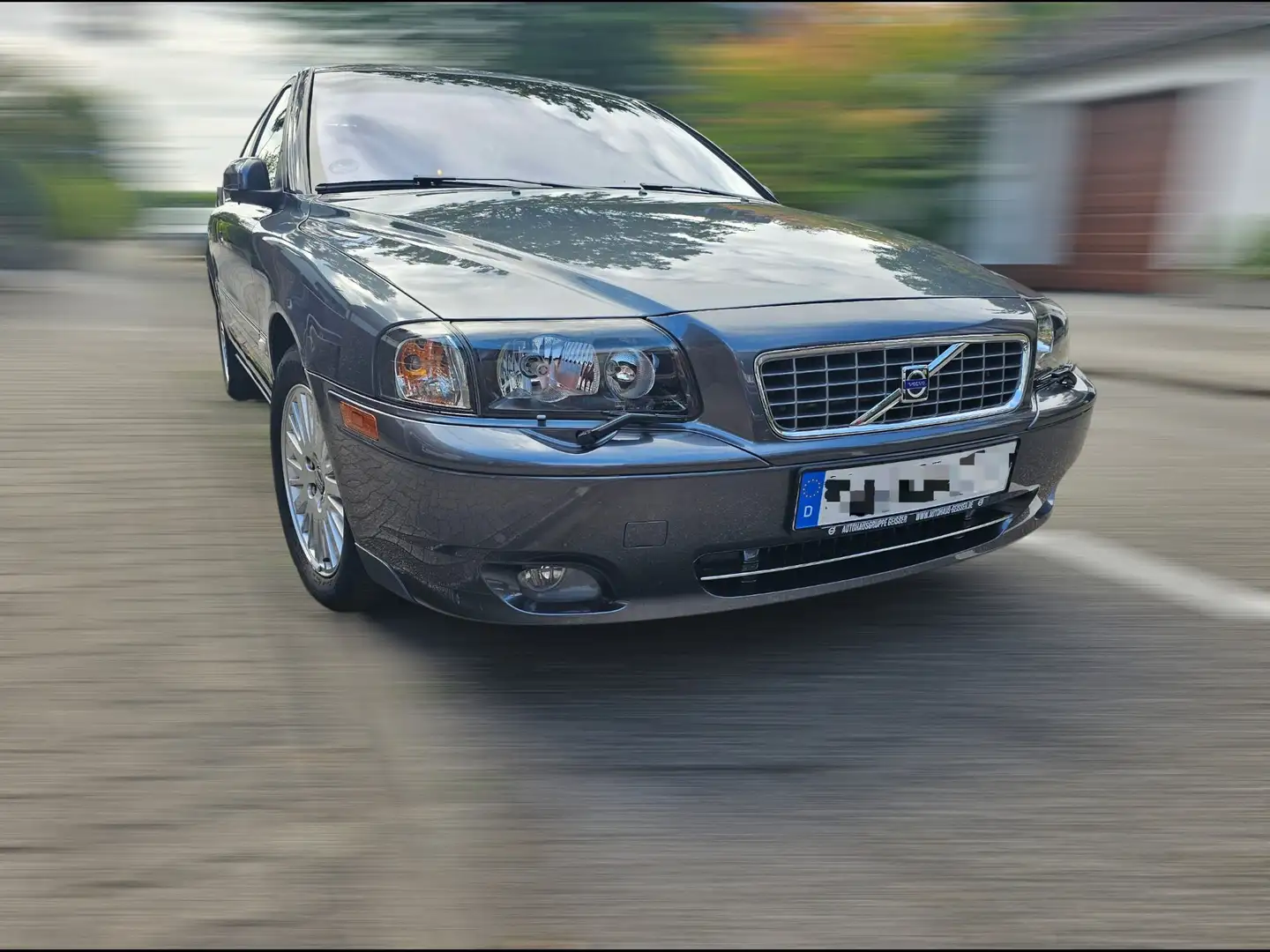 Volvo S80 2.5 T Momentum Šedá - 1