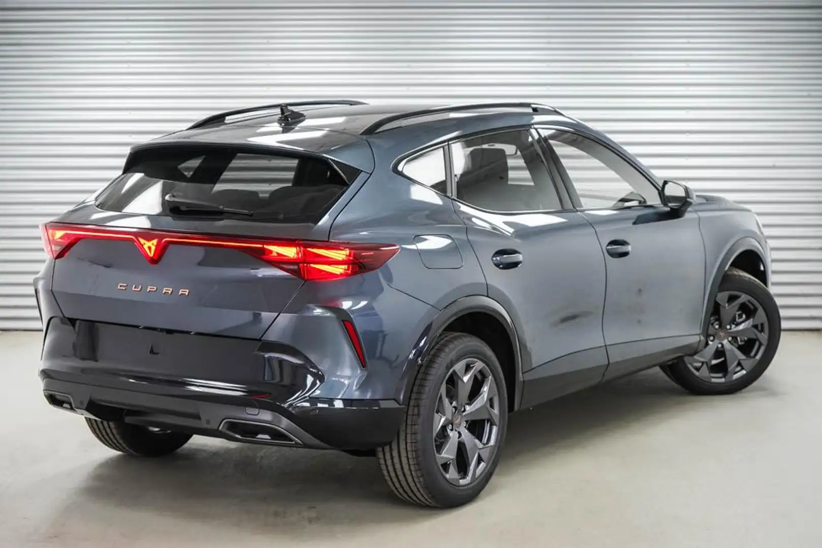 CUPRA Formentor 1,5 eTSI DSG - LAGER 110 kW (150 PS), Automatik Grau - 2