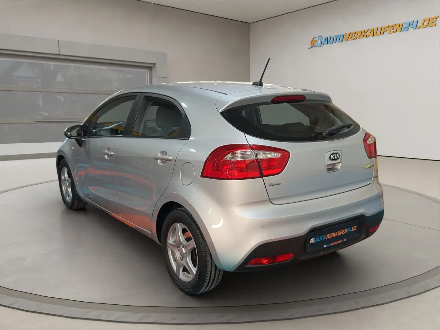 Kia Rio Edition 1.4 KAMERA KLIMA NAVI MFL TOP!!! Argent - 2