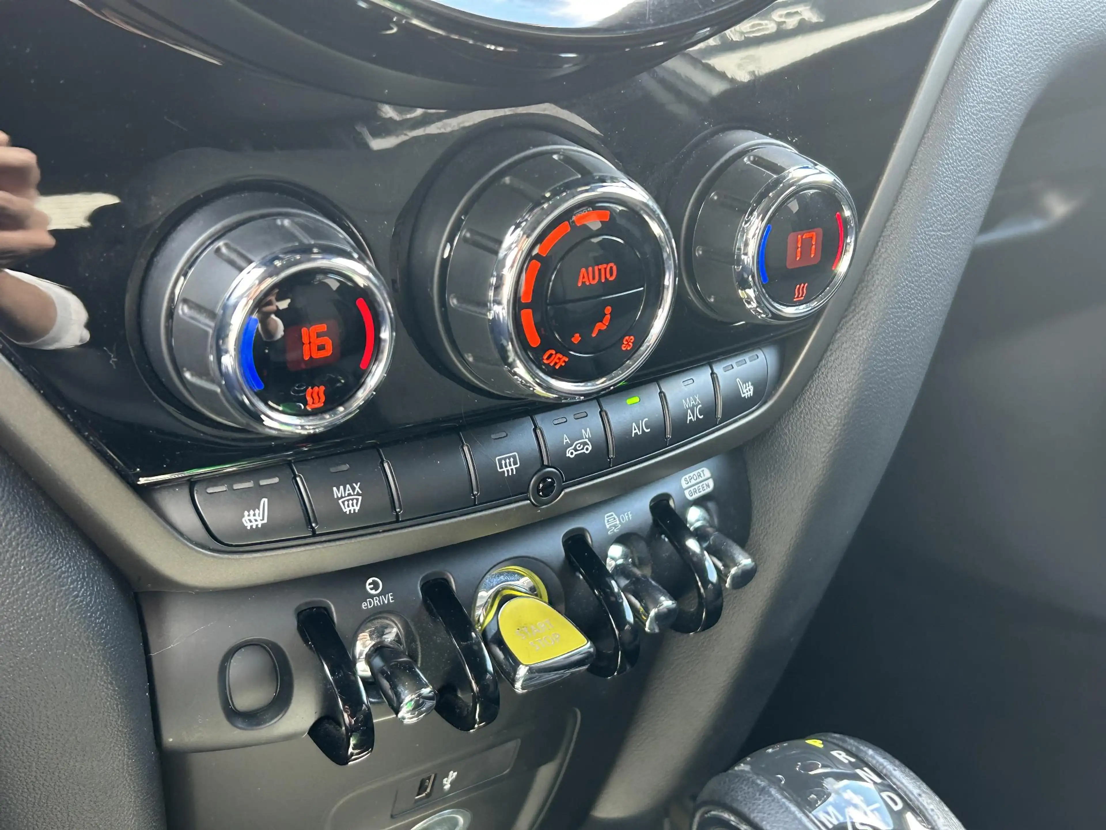 MINI Cooper SE Countryman 1.5 ALL4 Business Edition | Navigatie | Camera | V — photo 12