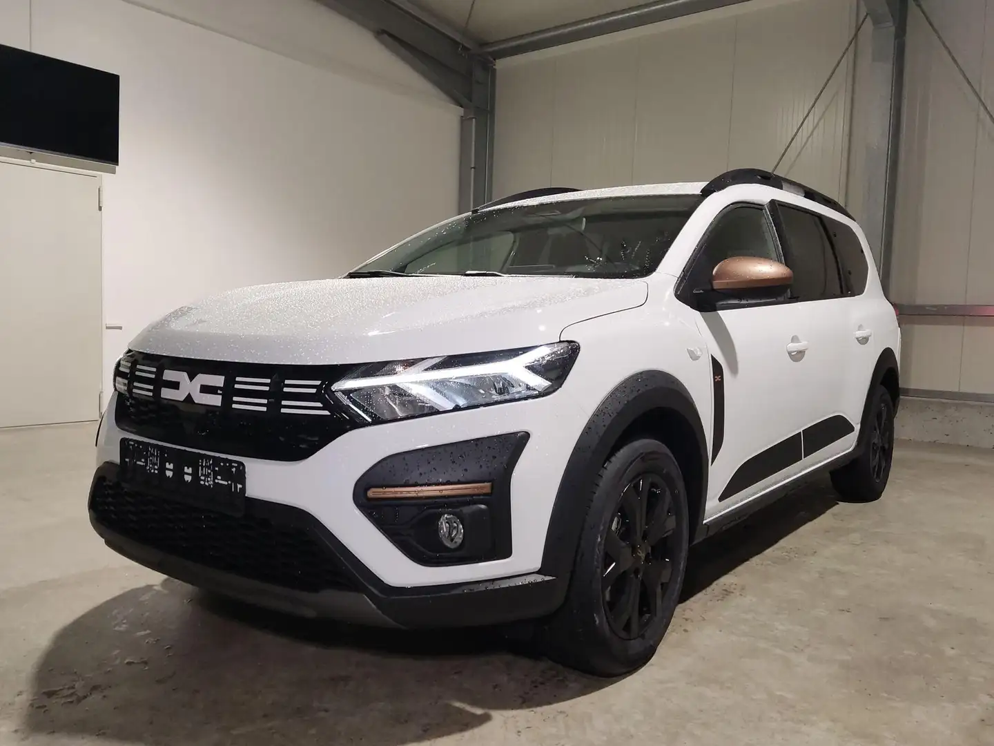 Dacia Jogger Extreme 1.0 TCe 110 7-Sitzer-AHK-Kamera-LED-App... Weiß - 1