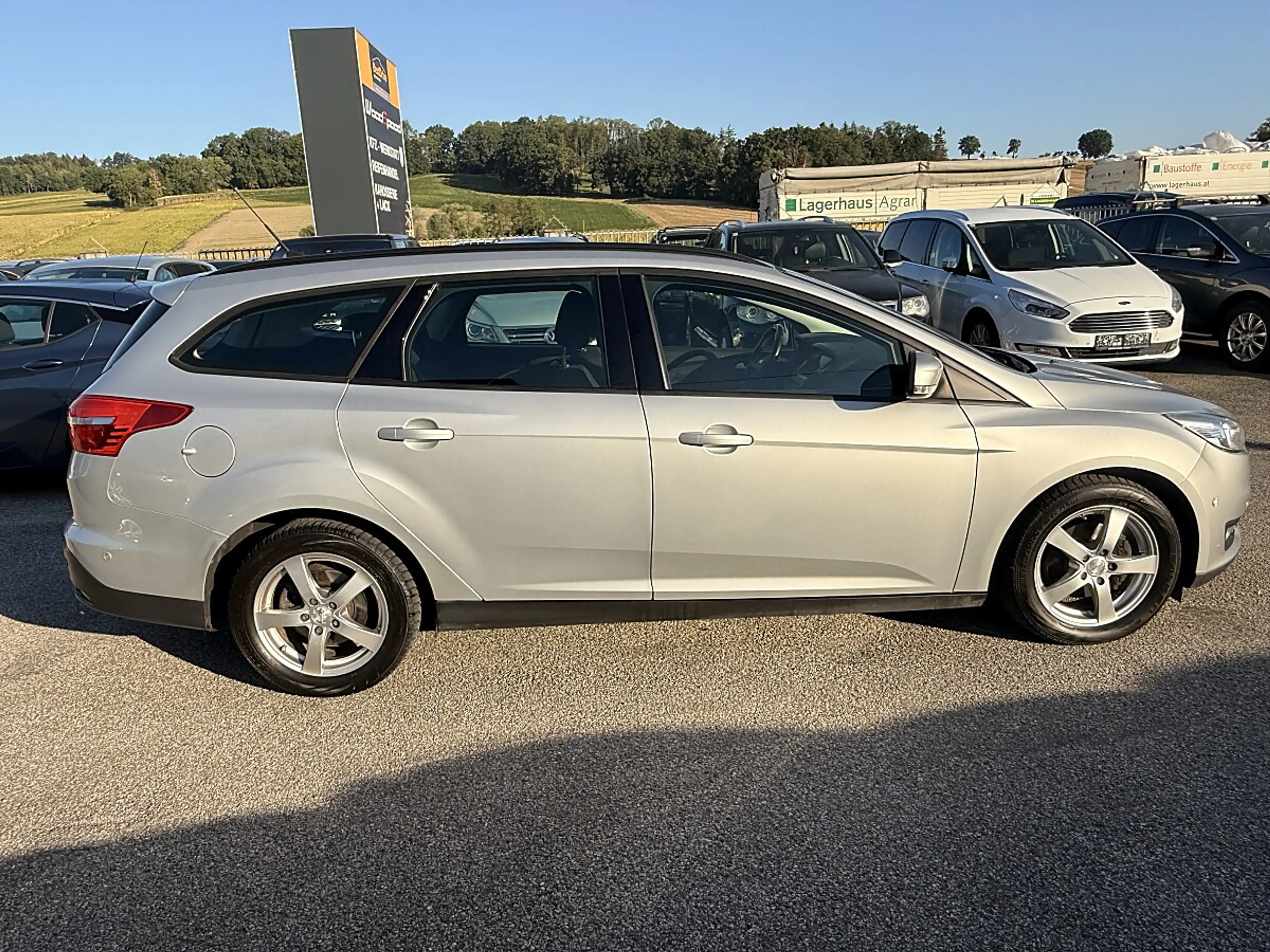 Ford Focus Traveller 1,5 TDCi Trend Aut. — photo 8