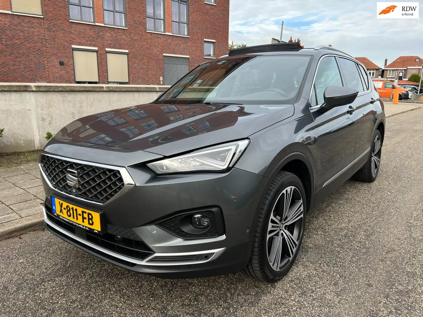 SEAT Tarraco 2.0 TSI 4DRIVE Xcellence 7-pers. Full Option /PANO Gris - 1