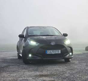 Hybrid 130 1.5 VVT-i Style