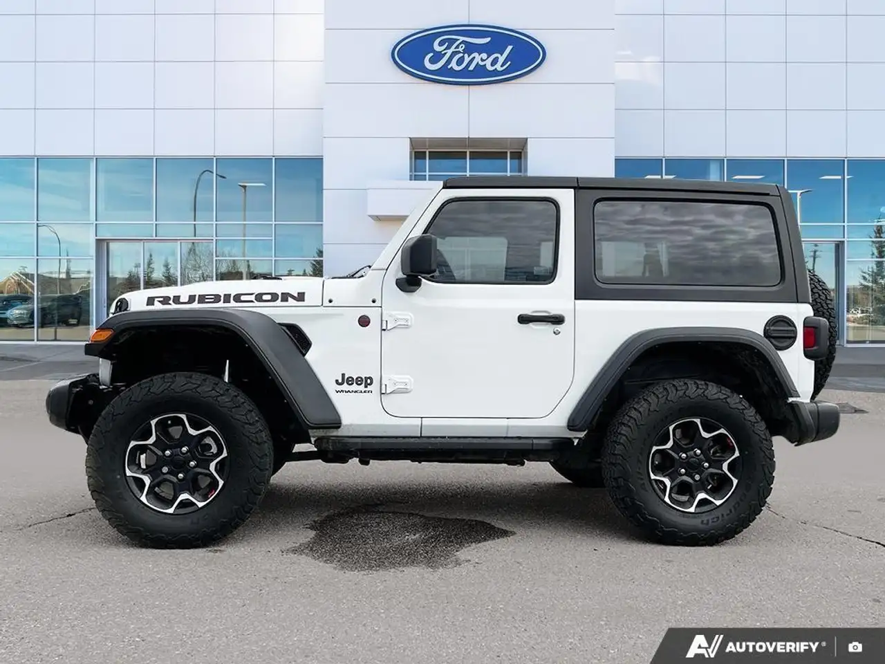 Jeep Wrangler photo Jeep Wrangler