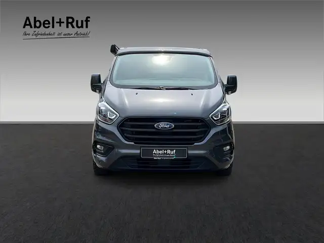 Ford Transit Custom view 2