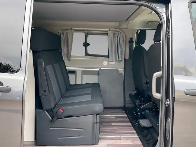Ford Transit Custom view 11