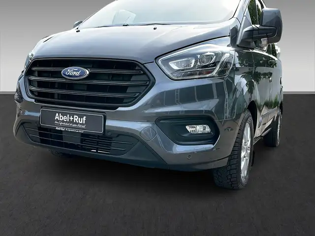 Ford Transit Custom view 4
