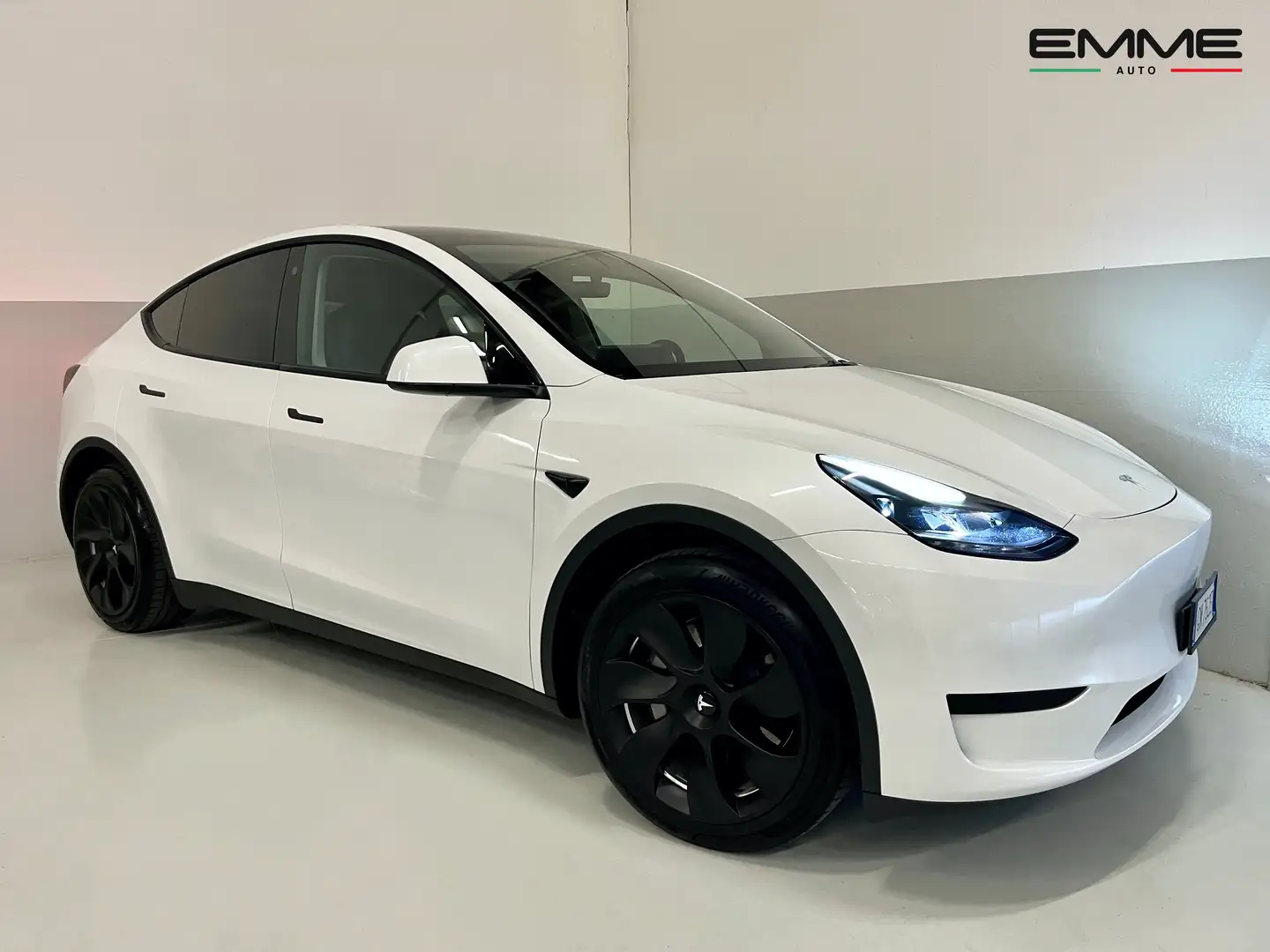Tesla Model Y RWD - UNIPROP - 320 CV - AUTOPILOT AVANZATO Bianco - 1