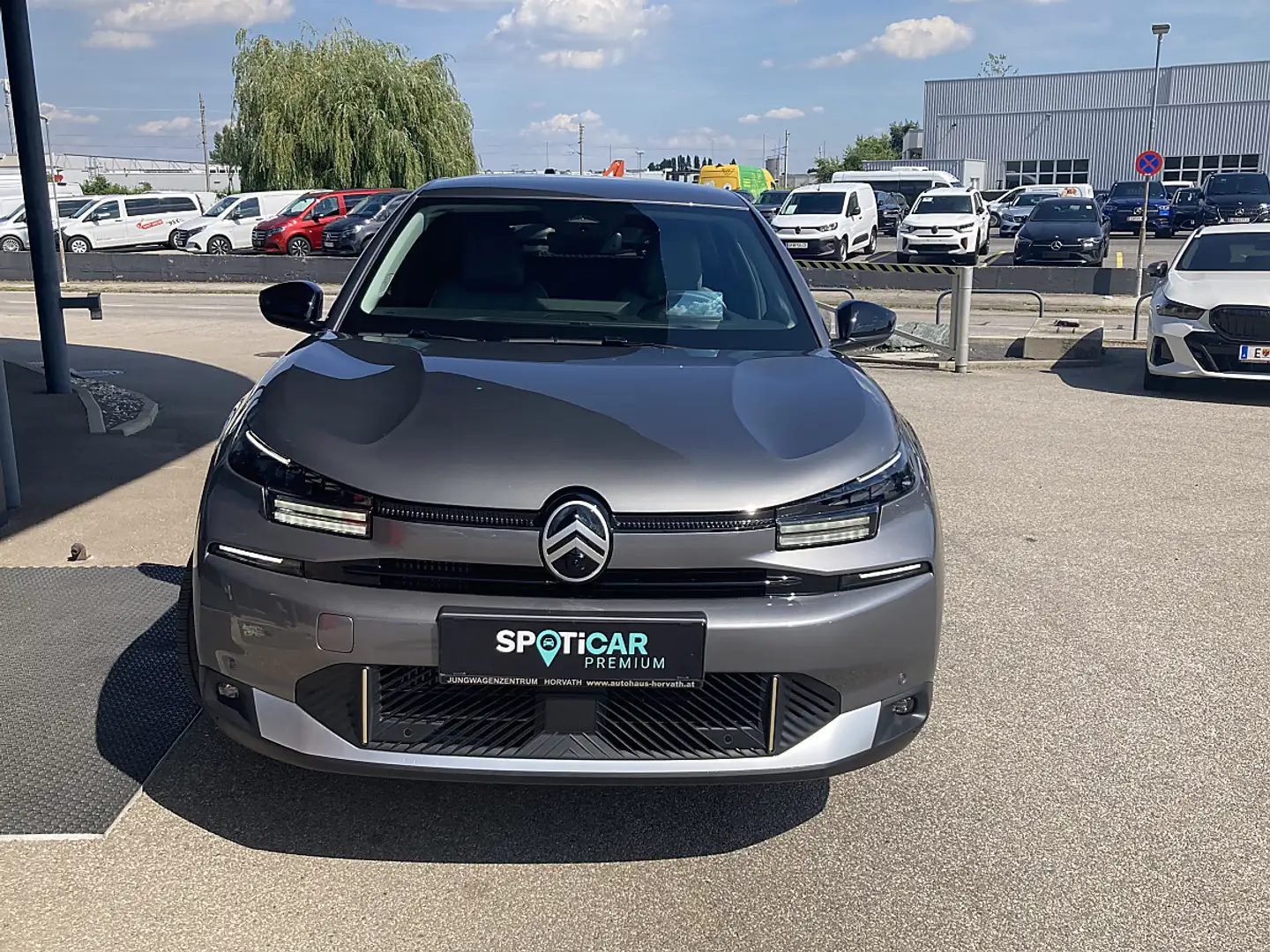 Citroen C4 PureTech 130 EAT8 Max!NAVI,KAMERA,LED,ACC,TOP! Grau - 2