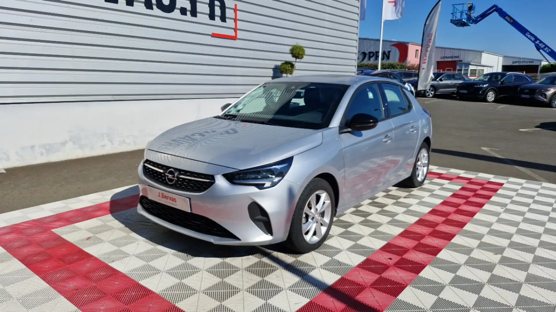 Opel Corsa 1.2 75 CH BVM5 ELEGANCE BUSINESS - 2