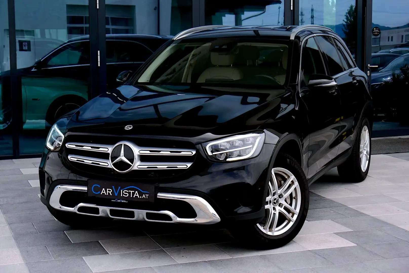 Mercedes-Benz GLC 300 e PHEV 4Matic *AHK - Leder - Rückfahrkamera* Schwarz - 2