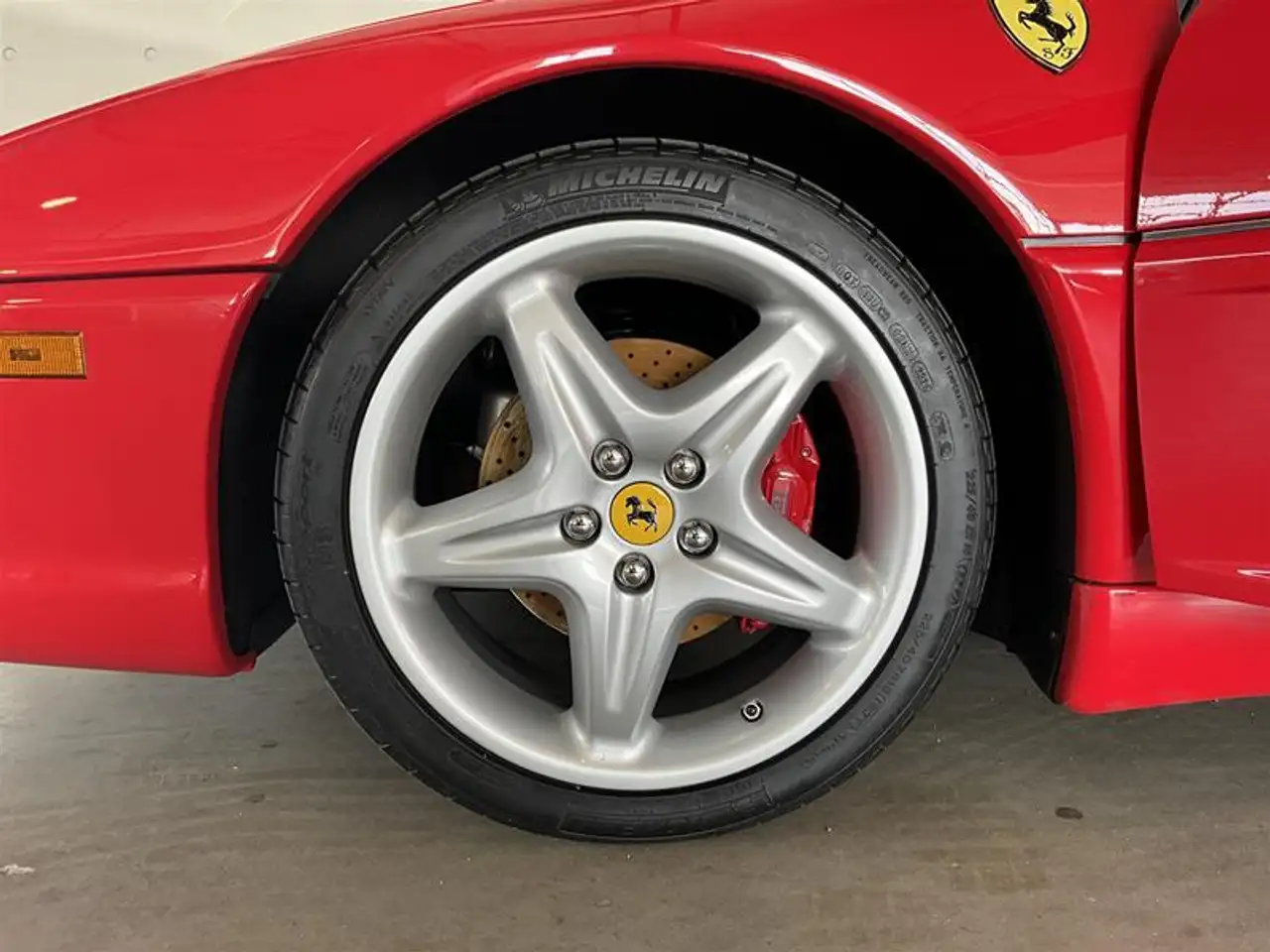 Ferrari F355 снимка Ferrari F355