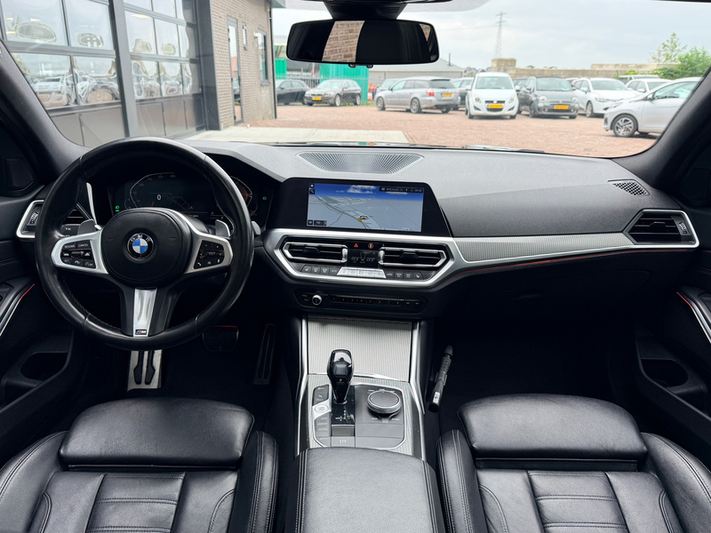 BMW 318 3-serie 318i High Executive Edition | M-Sport | Sc — photo 3