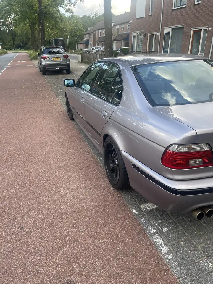 BMW 525i M Pakket, foto 4