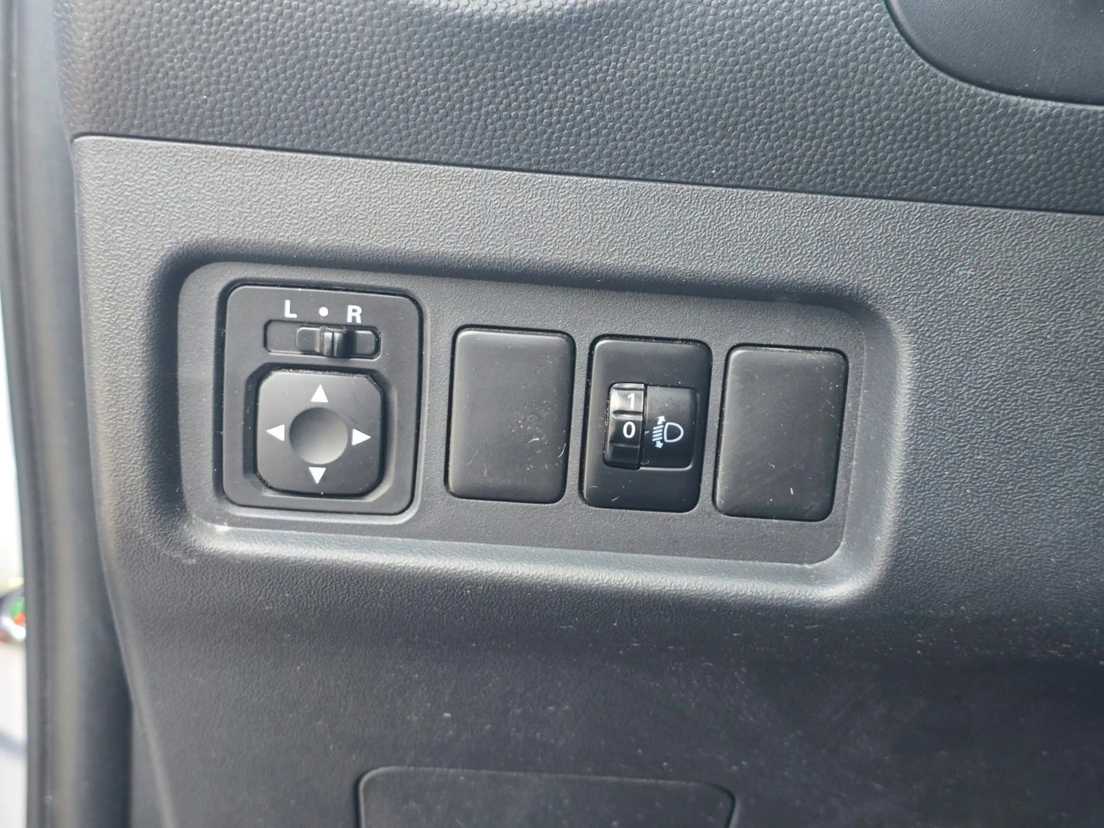 Mitsubishi Space Star Intro*2.Hand*HU10/2027*Scheckheftgep. — photo 11