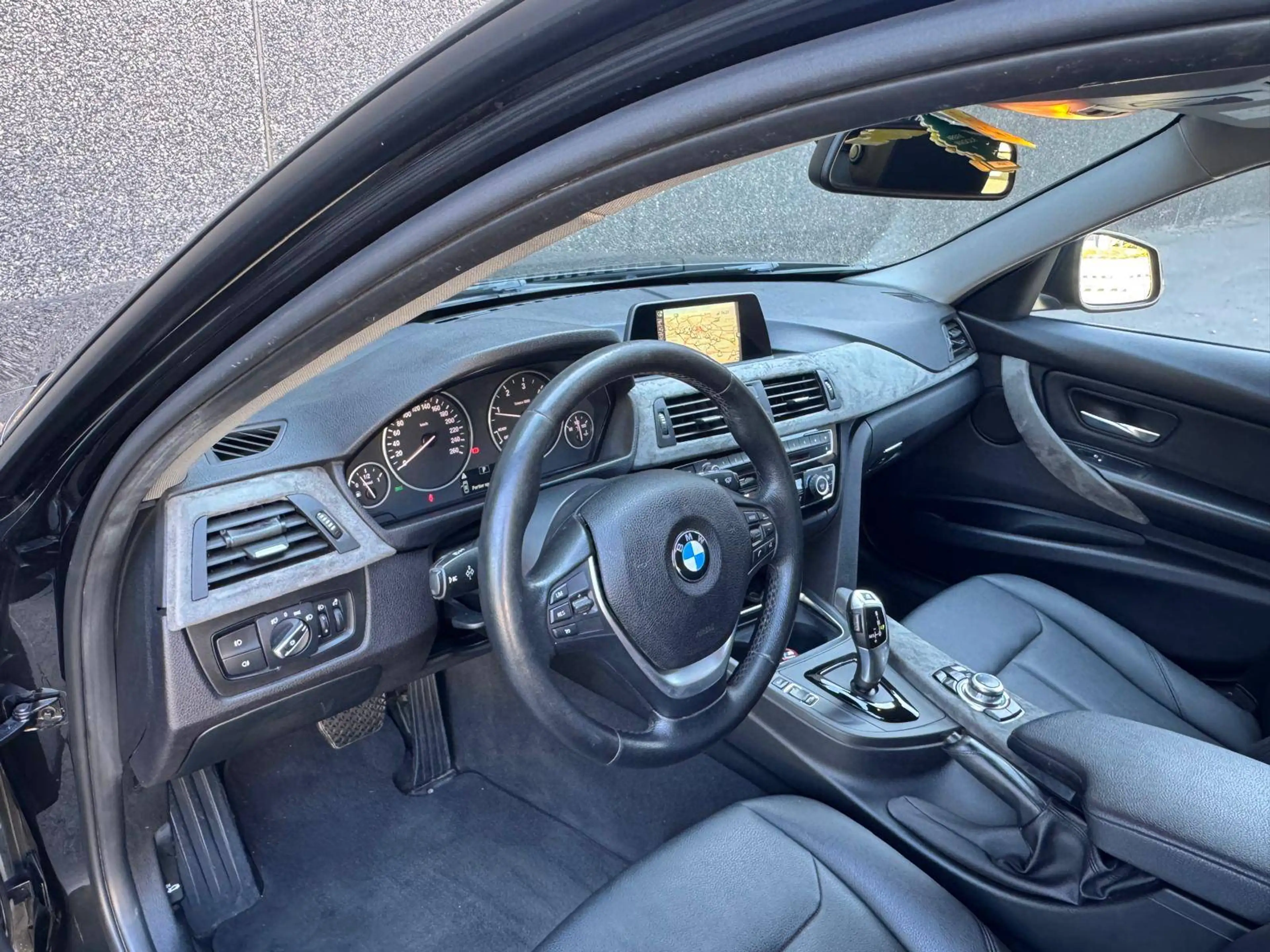 BMW 316 316d touring - Automaat - Euro 6 — photo 11
