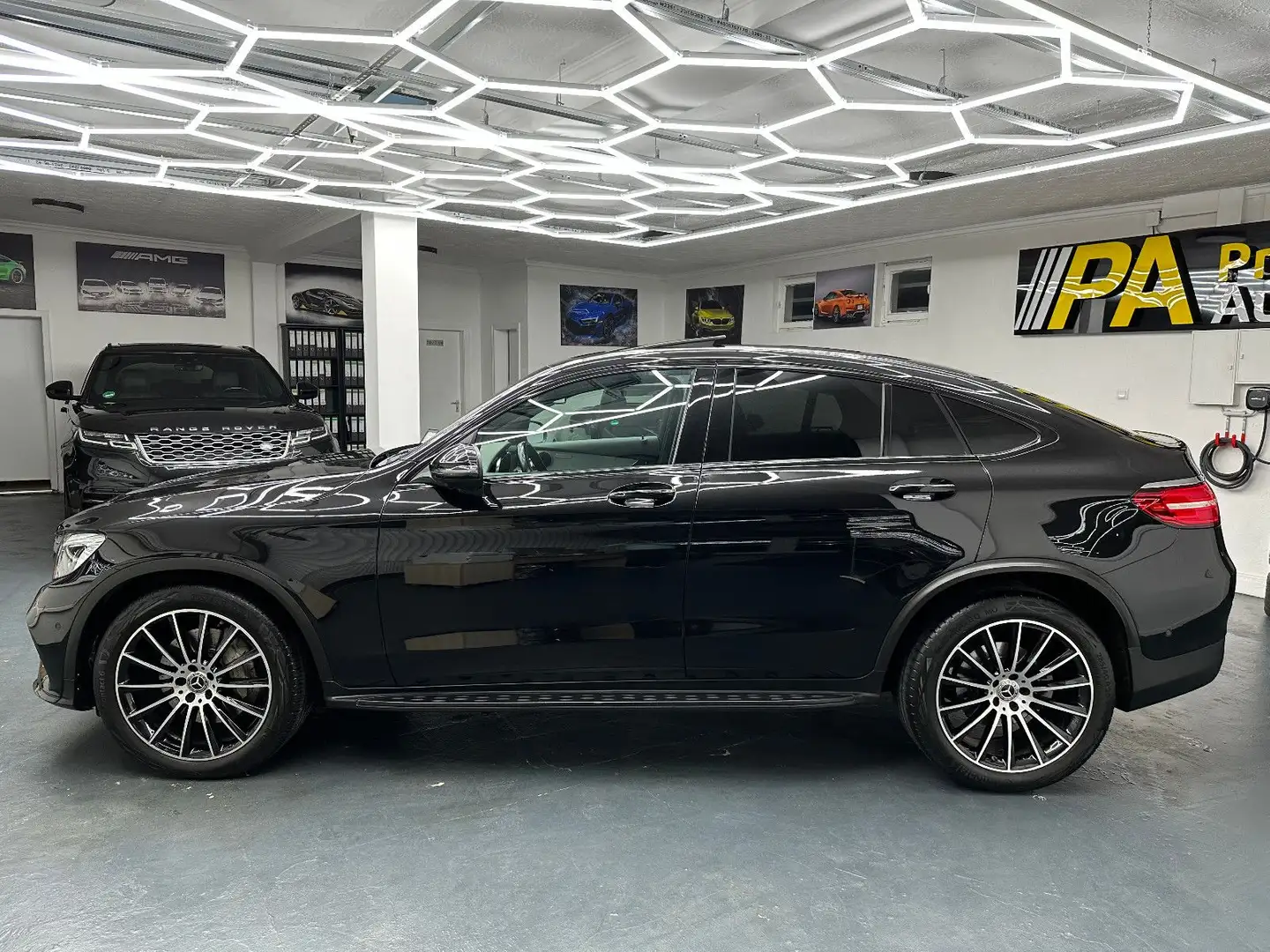 Mercedes-Benz GLC 350 d Coupe 4Matic / AMG-Line Distronic 360° Siyah - 2