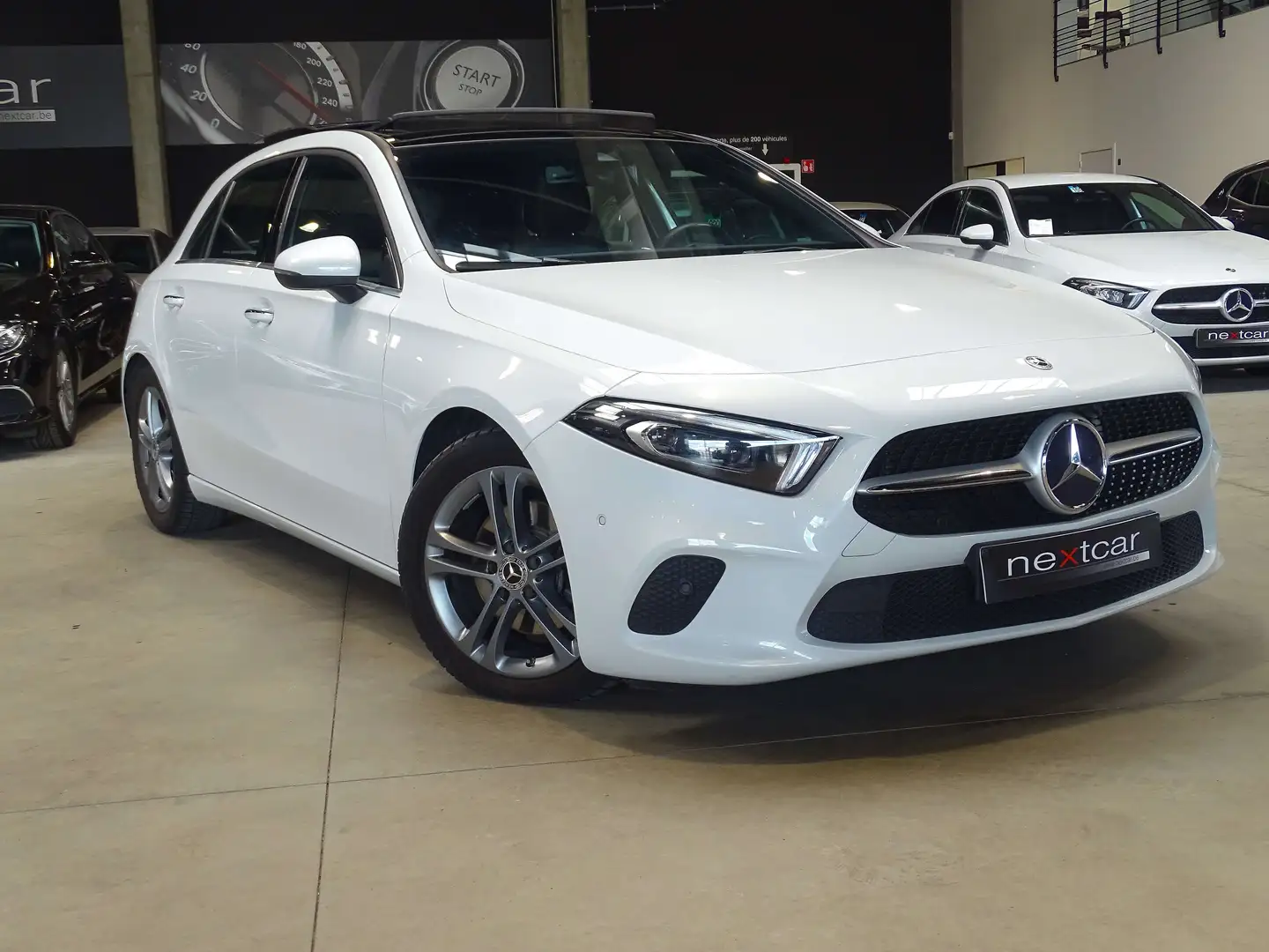 Mercedes-Benz A 200 Style 7GTronic *CUIR-TOIT PANO-NAVI-CRUISE-LED* Blanc - 2
