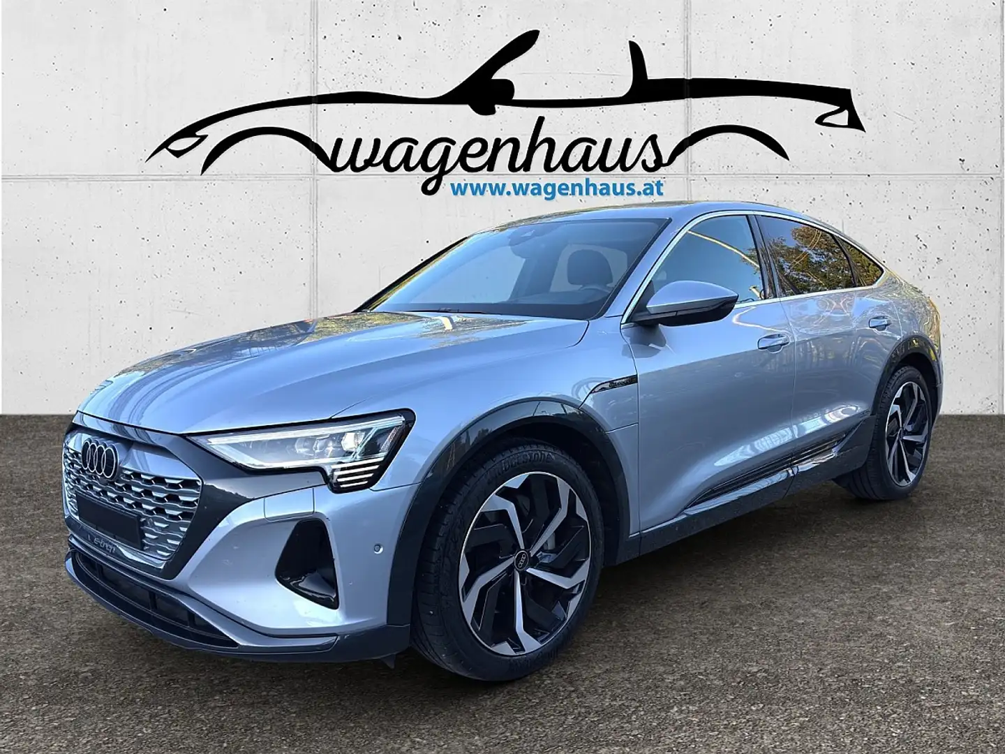 Audi Q8 e-tron Q8 Sportback 55 e-tron 300kw 114Kwh Batterie qu... Argent - 1